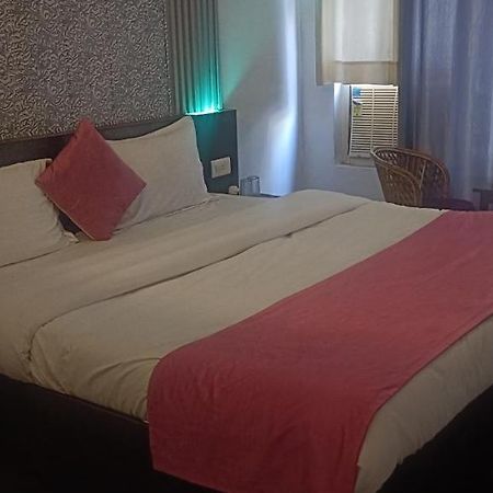 Hotel Devoy Inn By Namastexplorer Tapovan Risikés Kültér fotó