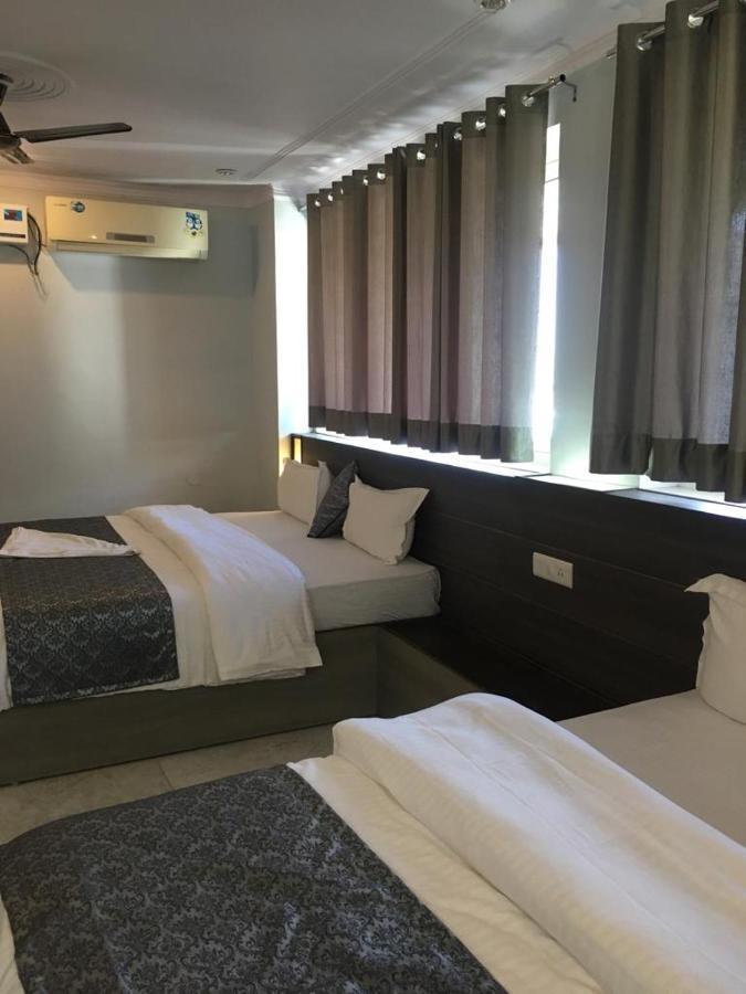 Hotel Devoy Inn By Namastexplorer Tapovan Risikés Kültér fotó