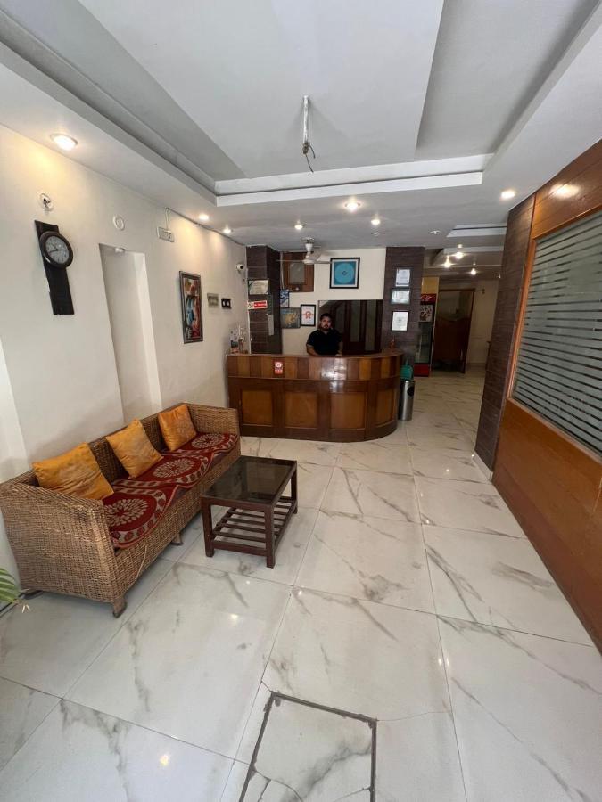 Hotel Devoy Inn By Namastexplorer Tapovan Risikés Kültér fotó