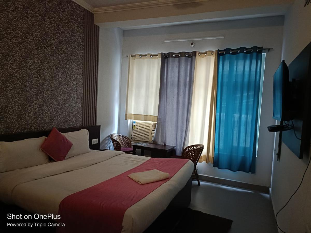 Hotel Devoy Inn By Namastexplorer Tapovan Risikés Kültér fotó