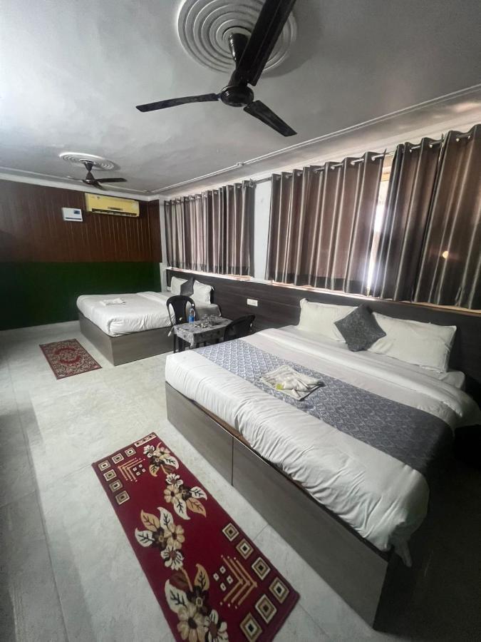 Hotel Devoy Inn By Namastexplorer Tapovan Risikés Kültér fotó
